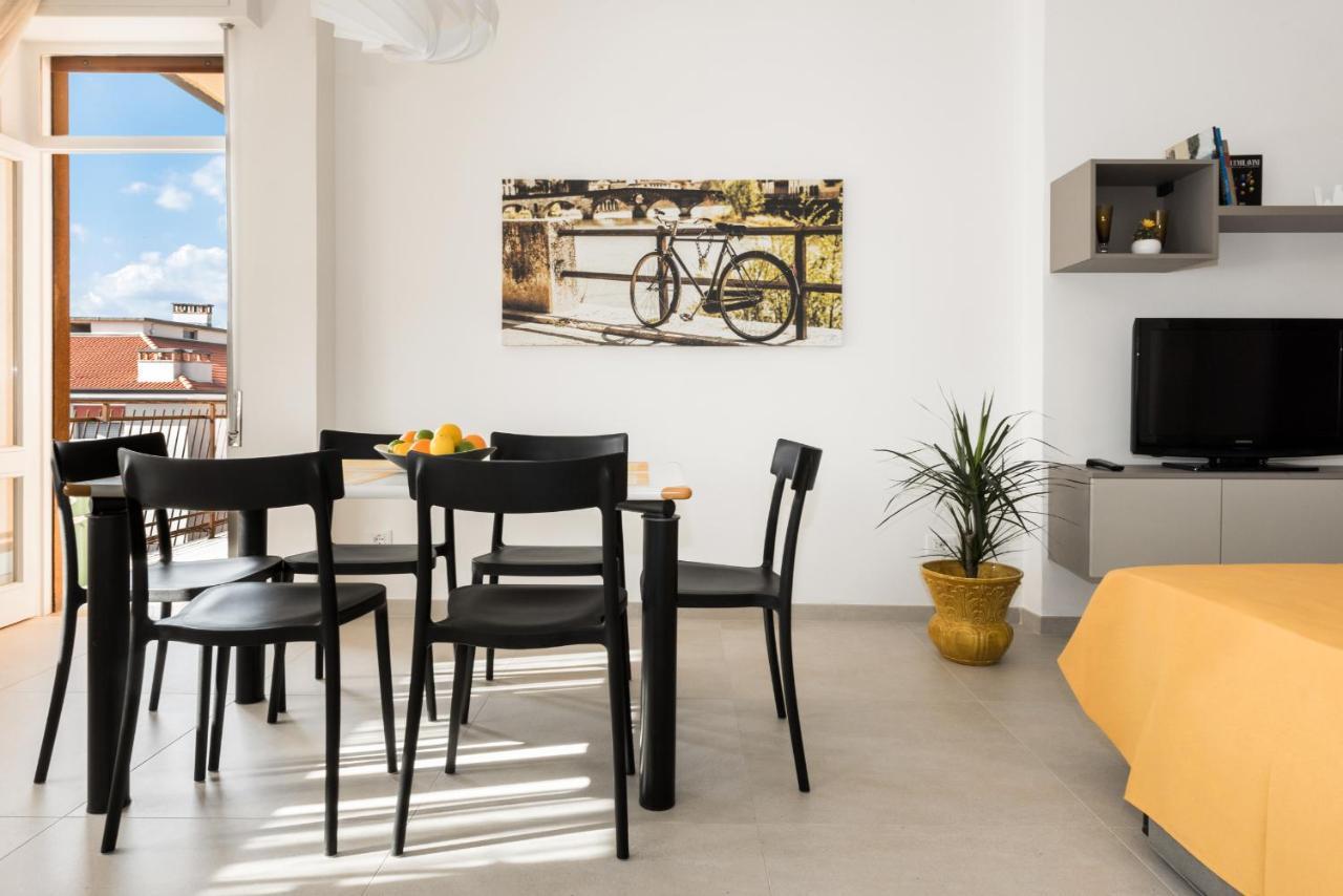 Civico40 Luminoso Appartamento Con Balconi E Garage Privato Верона Экстерьер фото